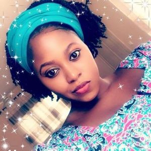 Meet your Posher, Fatima